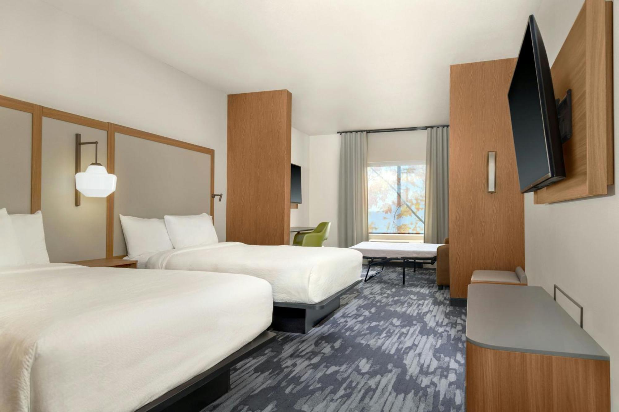Fairfield By Marriott Inn & Suites Kansas City At The Legends Экстерьер фото