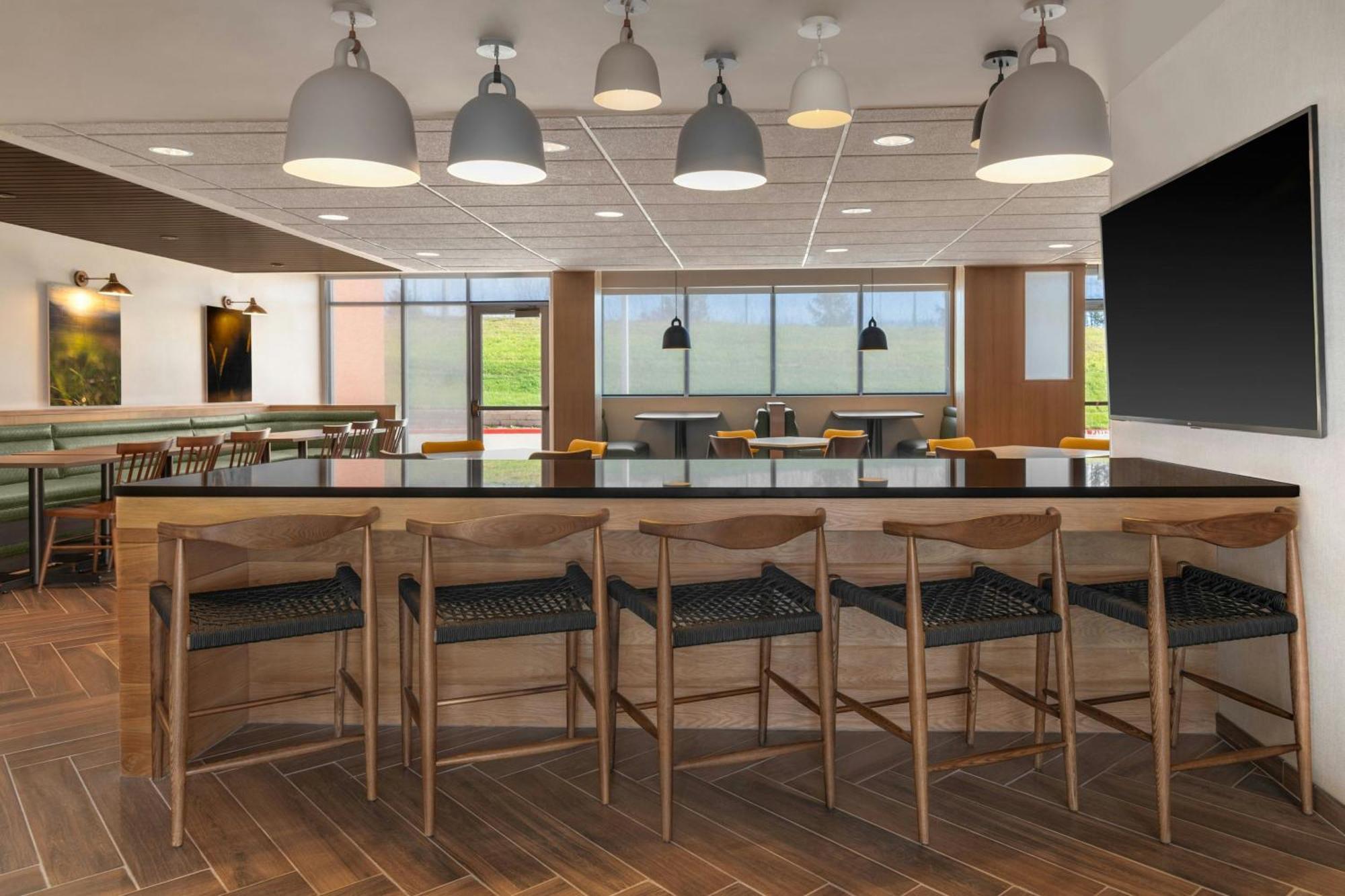 Fairfield By Marriott Inn & Suites Kansas City At The Legends Экстерьер фото